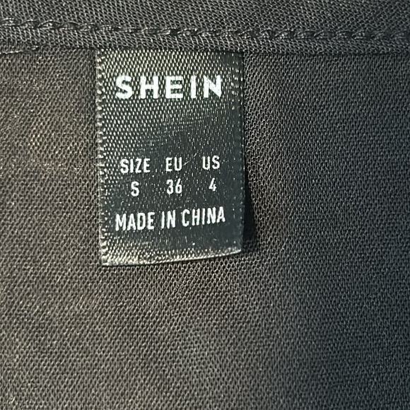 SHEIN Rainbow ๐ Embellished Neckline Top with Ruffle Sleeves Size Small - Picture 6 of 6